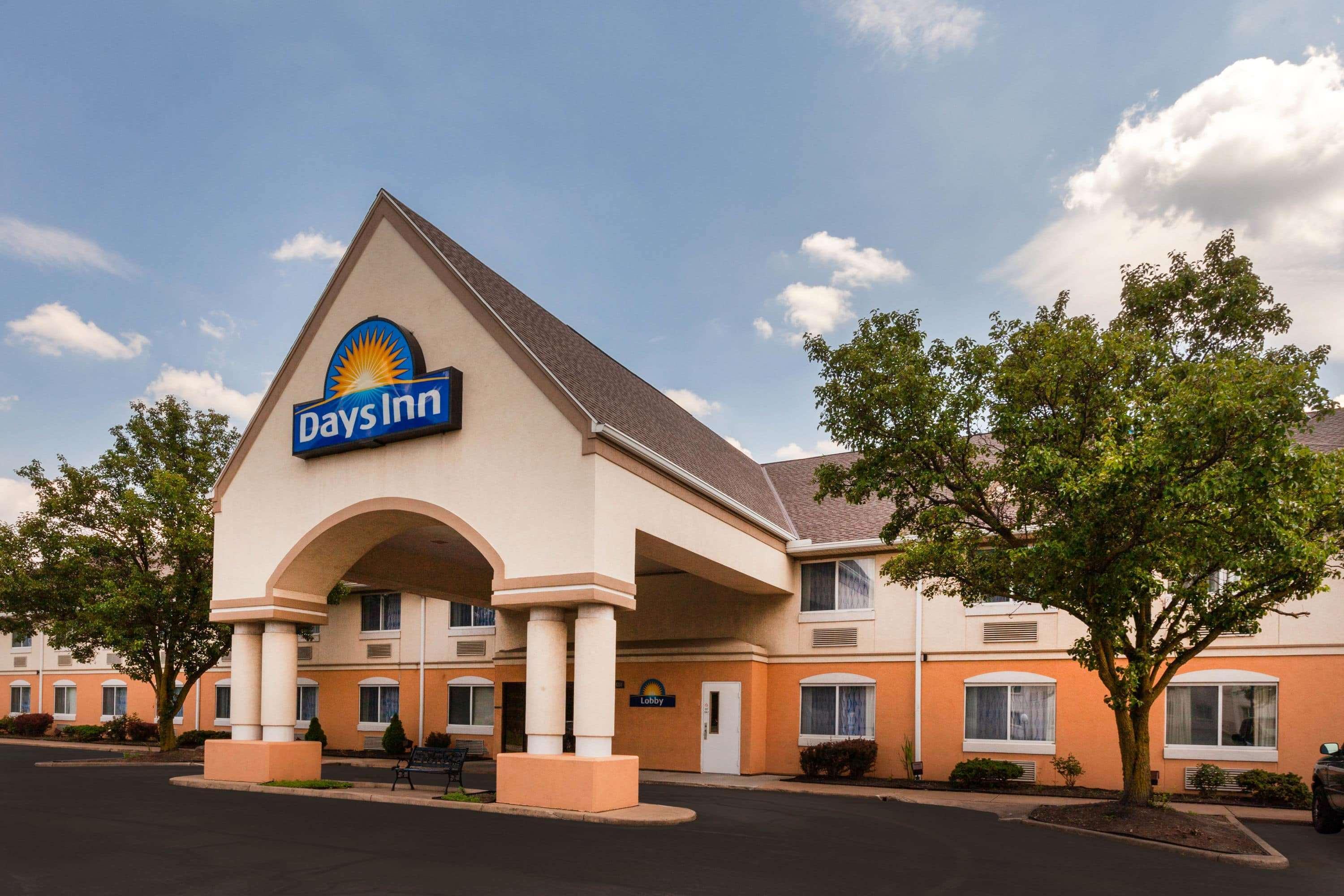 Days Inn By Wyndham Milan Sandusky South Exteriér fotografie